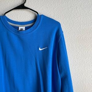 Nike sweatshirt